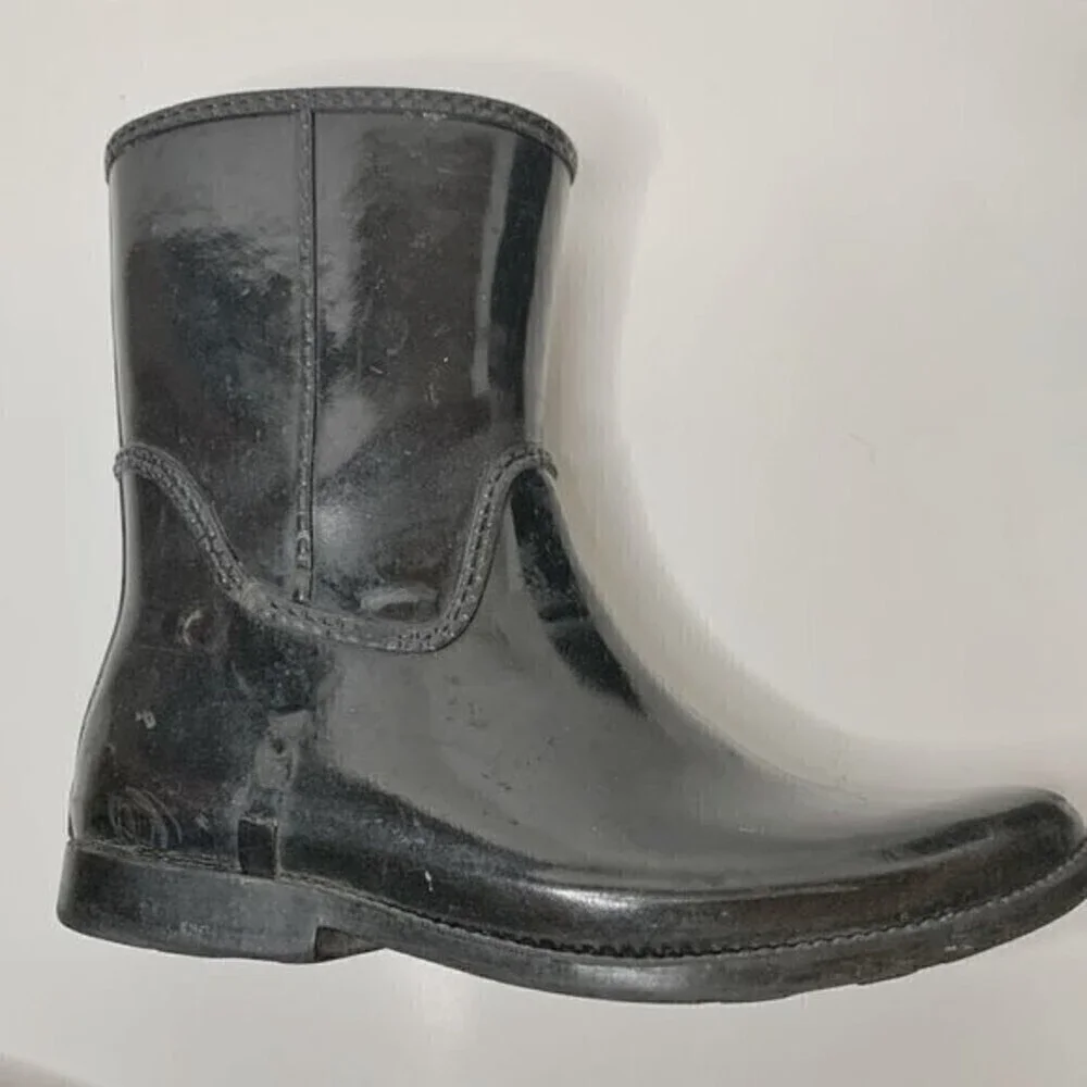 Michael Kors Glossy Shiny Rubber Rain Goulash Pull On Waterproof Short Boots